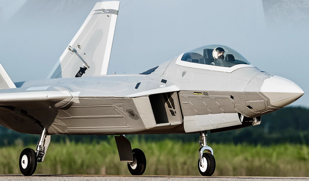 Freewing F-22 Raptor 70mm PNP EDF Jet 